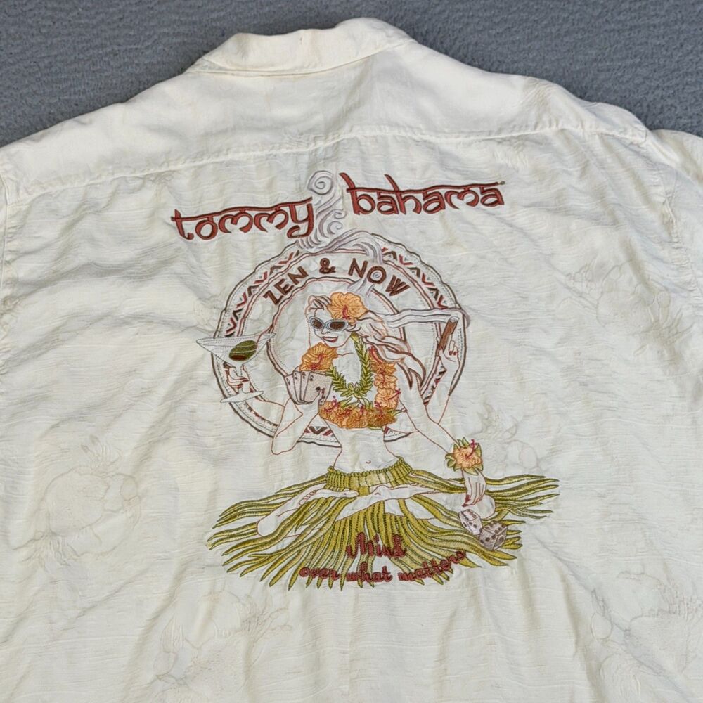 TOMMY BAHAMA Zen & Now Shirt Men L Silk Lobster Print Hula Girl Martini